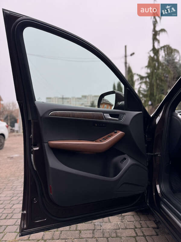 Позашляховик / Кросовер Audi Q5 2011 в Білій Церкві