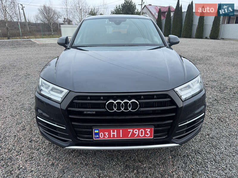 Позашляховик / Кросовер Audi Q5 2018 в Луцьку