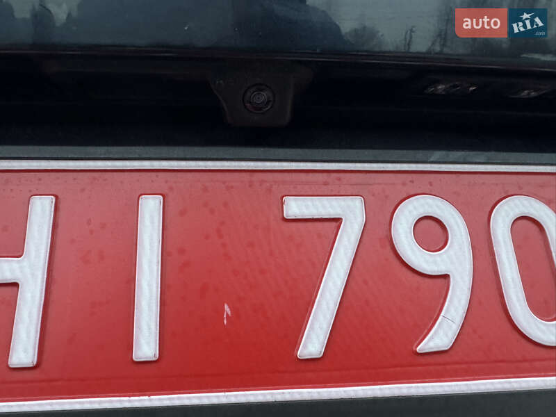 Позашляховик / Кросовер Audi Q5 2018 в Луцьку