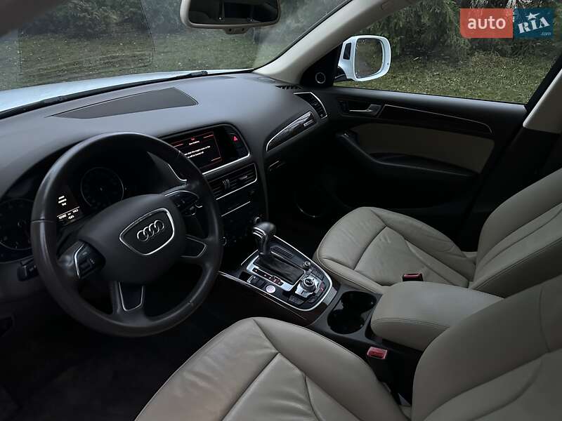 Позашляховик / Кросовер Audi Q5 2015 в Львові фото 22 Позашляховик / Кросовер Audi Q5 2015 в Львові