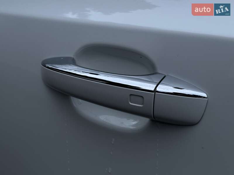 Позашляховик / Кросовер Audi Q5 2015 в Львові фото 14 Позашляховик / Кросовер Audi Q5 2015 в Львові