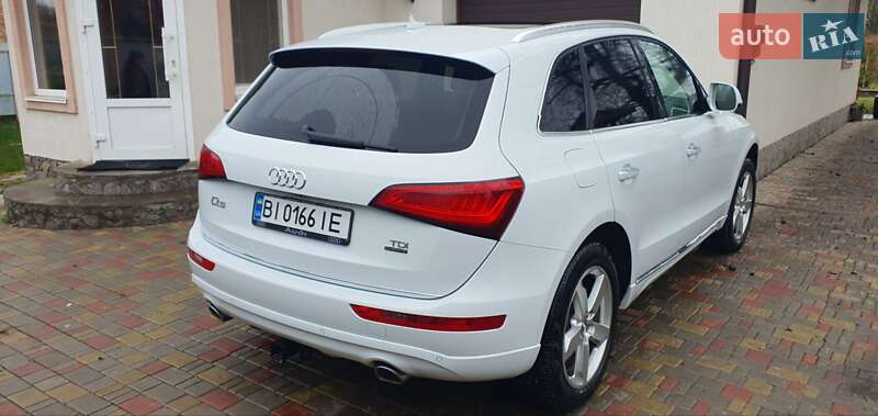 Внедорожник / Кроссовер Audi Q5 2015 в Карловке