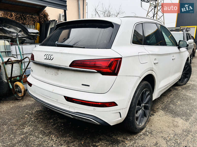 Внедорожник / Кроссовер Audi Q5 2020 в Вышгороде