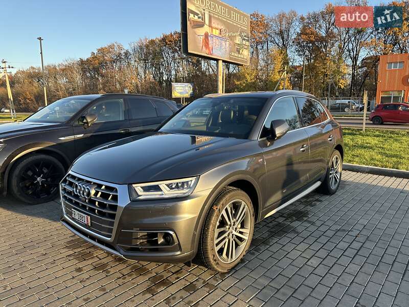Внедорожник / Кроссовер Audi Q5 2019 в Луцке фото 143 Внедорожник / Кроссовер Audi Q5 2019 в Луцке
