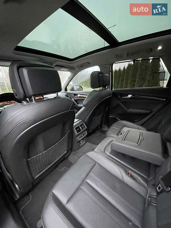 Внедорожник / Кроссовер Audi Q5 2018 в Ахтырке