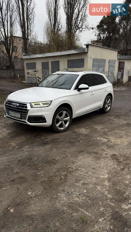 Внедорожник / Кроссовер Audi Q5 2018 в Киеве фото 14 Внедорожник / Кроссовер Audi Q5 2018 в Киеве