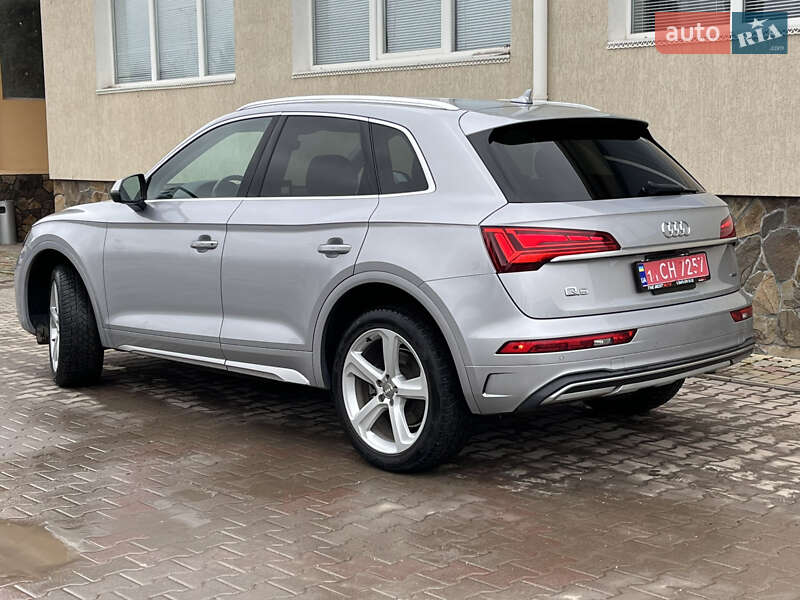 Внедорожник / Кроссовер Audi Q5 2021 в Дунаевцах