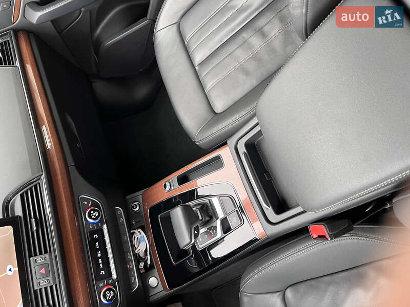 Внедорожник / Кроссовер Audi Q5 2021 в Дунаевцах