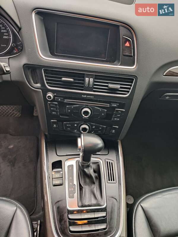 Внедорожник / Кроссовер Audi Q5 2012 в Киеве