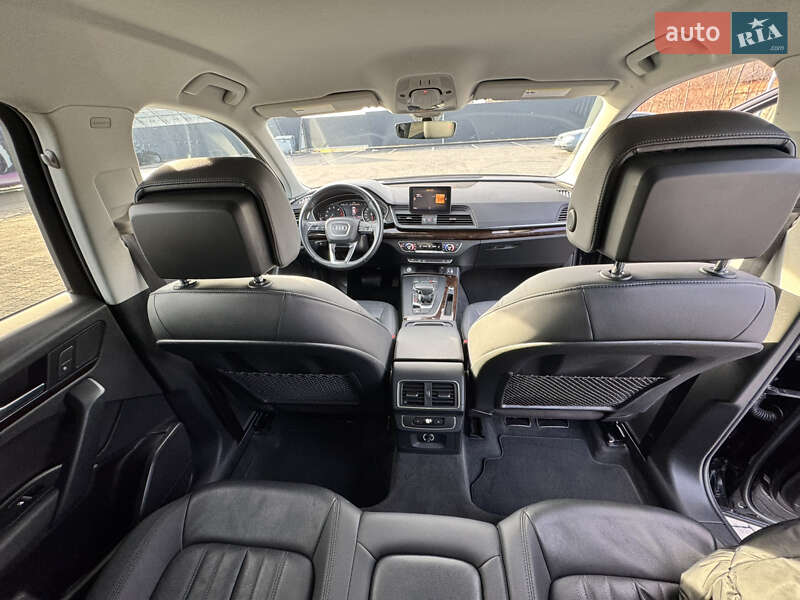 Внедорожник / Кроссовер Audi Q5 2019 в Львове
