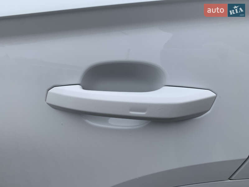 Внедорожник / Кроссовер Audi Q5 2019 в Черновцах