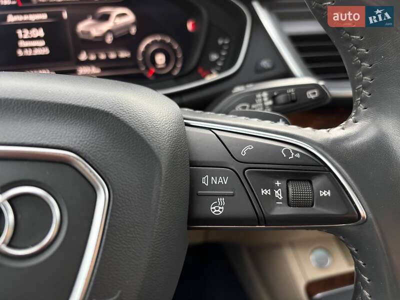 Позашляховик / Кросовер Audi Q5 2017 в Стрию