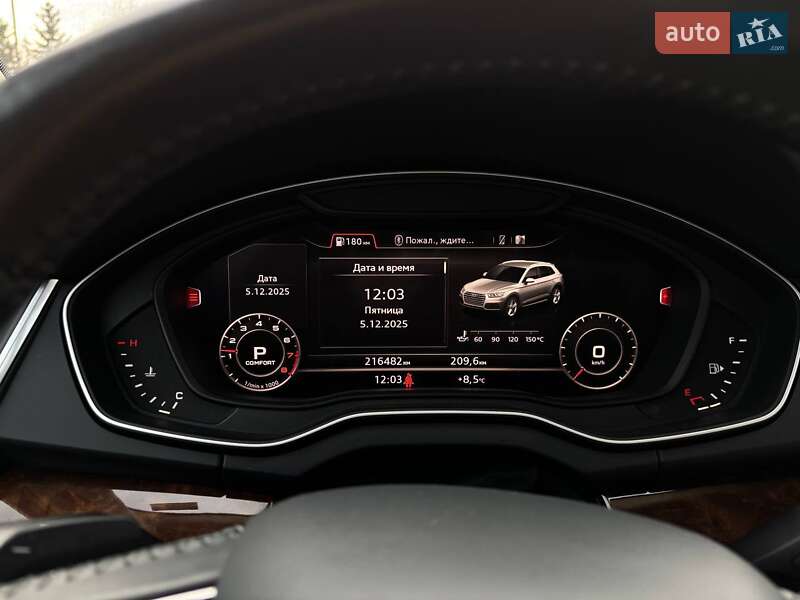 Позашляховик / Кросовер Audi Q5 2017 в Стрию