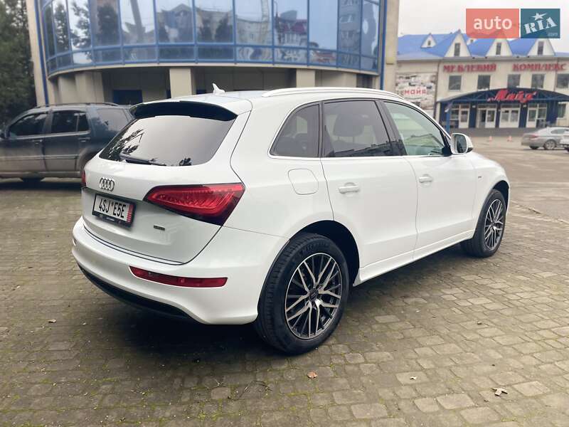Позашляховик / Кросовер Audi Q5 2016 в Чернівцях