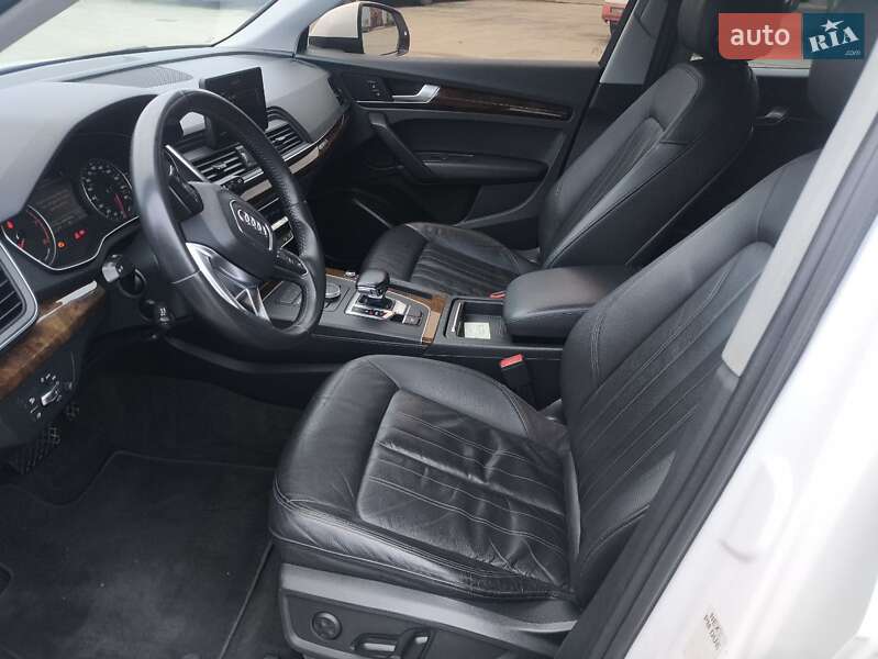 Внедорожник / Кроссовер Audi Q5 2018 в Виннице