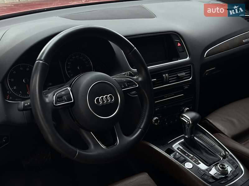 Внедорожник / Кроссовер Audi Q5 2015 в Львове