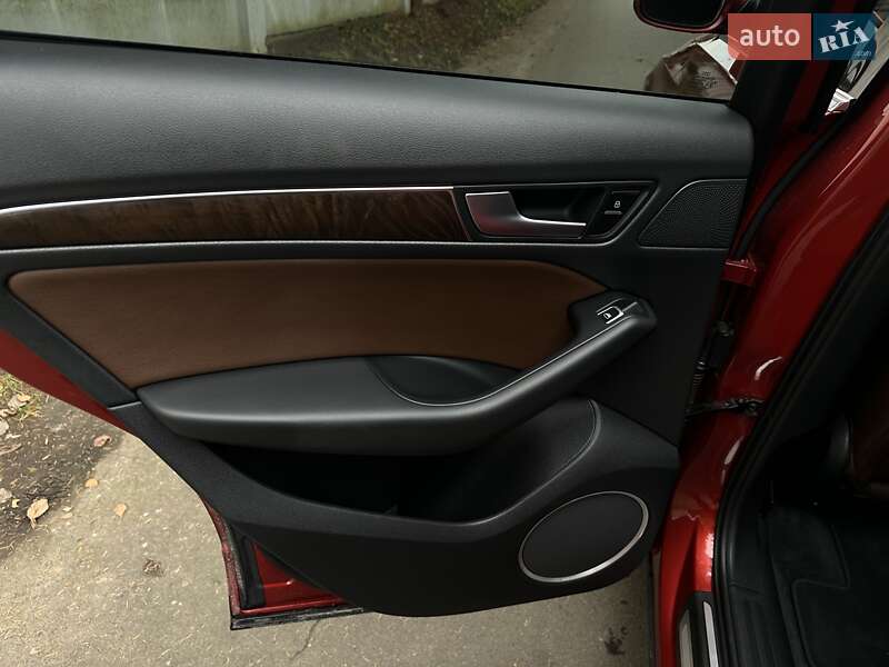 Внедорожник / Кроссовер Audi Q5 2015 в Львове