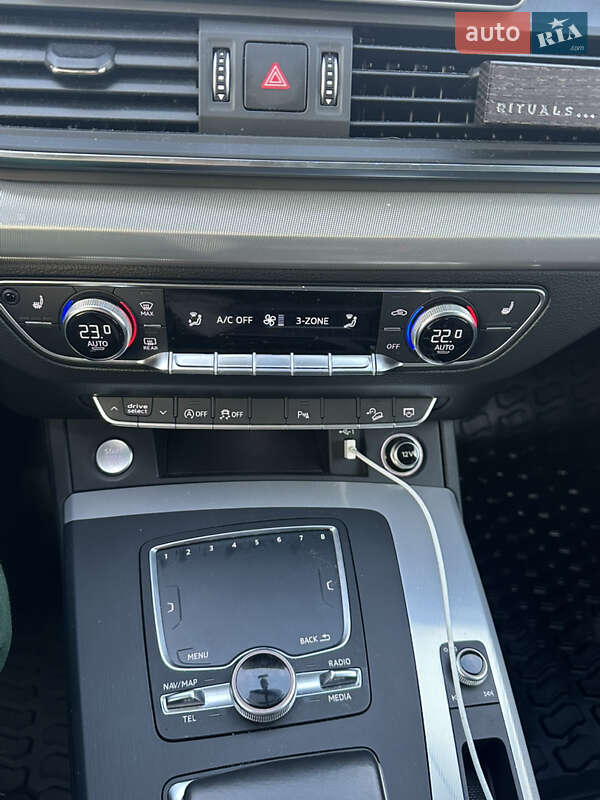 Внедорожник / Кроссовер Audi Q5 2017 в Трускавце фото 28 Внедорожник / Кроссовер Audi Q5 2017 в Трускавце