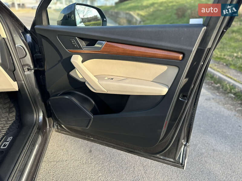 Внедорожник / Кроссовер Audi Q5 2020 в Киеве фото 28 Внедорожник / Кроссовер Audi Q5 2020 в Киеве
