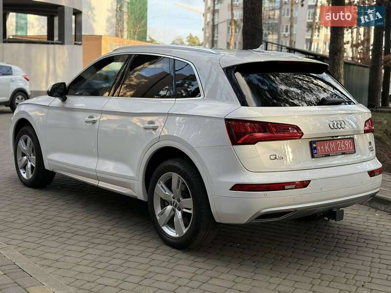 Внедорожник / Кроссовер Audi Q5 2018 в Броварах фото 6 Внедорожник / Кроссовер Audi Q5 2018 в Броварах
