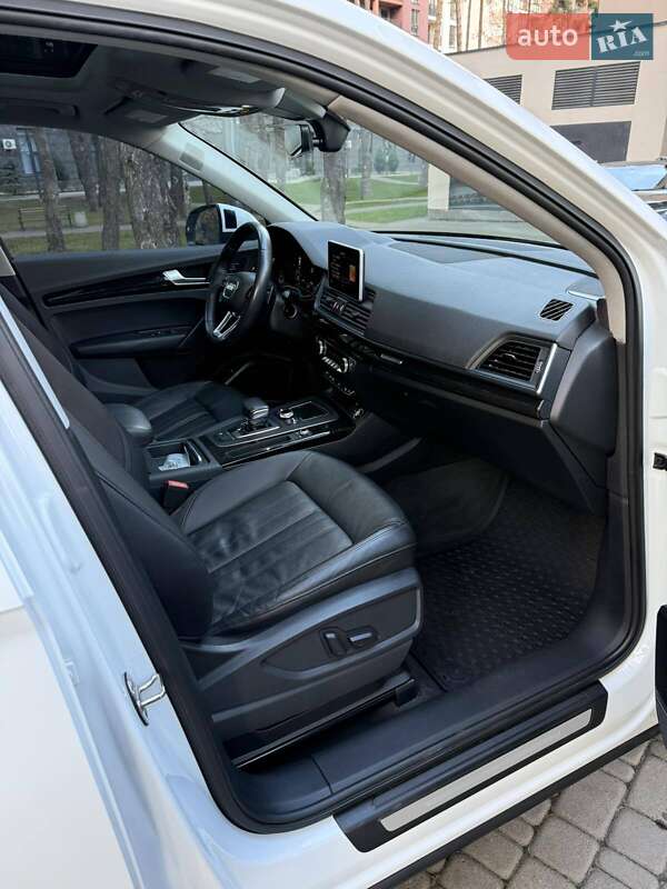 Внедорожник / Кроссовер Audi Q5 2018 в Броварах фото 15 Внедорожник / Кроссовер Audi Q5 2018 в Броварах