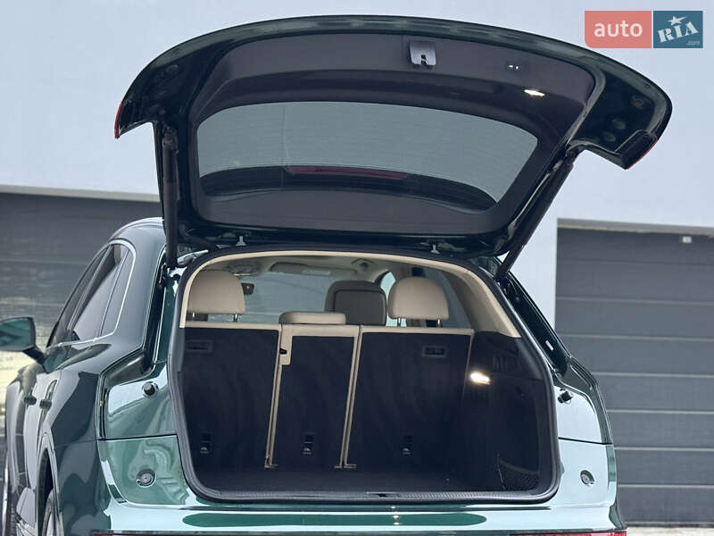 Позашляховик / Кросовер Audi Q5 2019 в Тернополі фото 59 Позашляховик / Кросовер Audi Q5 2019 в Тернополі