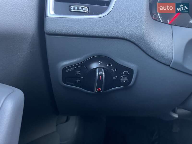 Внедорожник / Кроссовер Audi Q5 2015 в Дубно