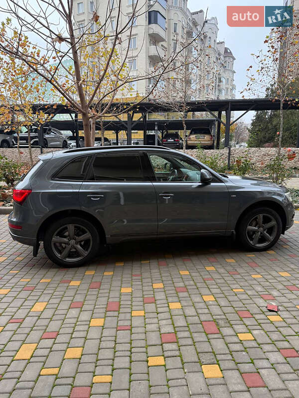 Внедорожник / Кроссовер Audi Q5 2012 в Одессе