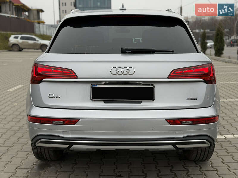 Внедорожник / Кроссовер Audi Q5 2022 в Тернополе
