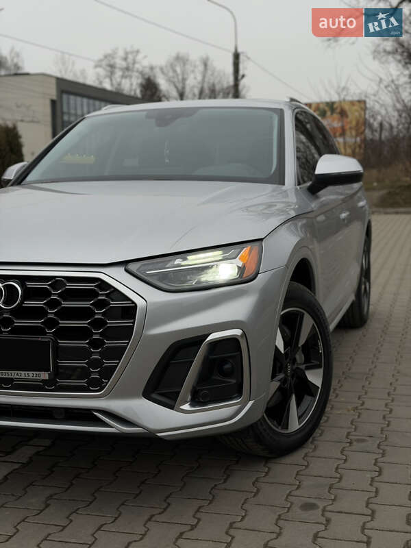 Внедорожник / Кроссовер Audi Q5 2022 в Тернополе