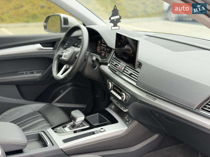 Внедорожник / Кроссовер Audi Q5 2022 в Тернополе