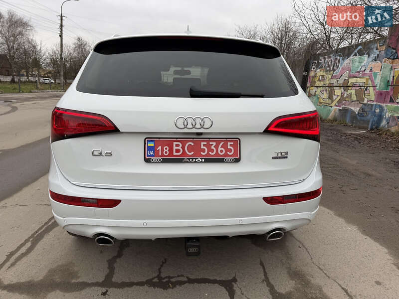 Внедорожник / Кроссовер Audi Q5 2015 в Ровно