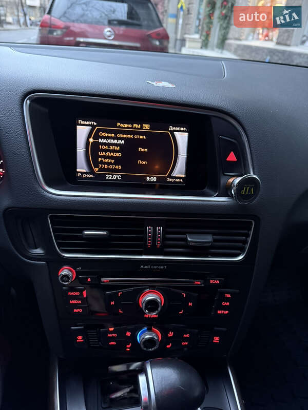 Внедорожник / Кроссовер Audi Q5 2015 в Одессе