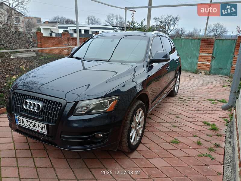 Внедорожник / Кроссовер Audi Q5 2011 в Кропивницком