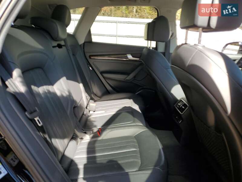 Внедорожник / Кроссовер Audi Q5 2017 в Львове фото 10 Внедорожник / Кроссовер Audi Q5 2017 в Львове