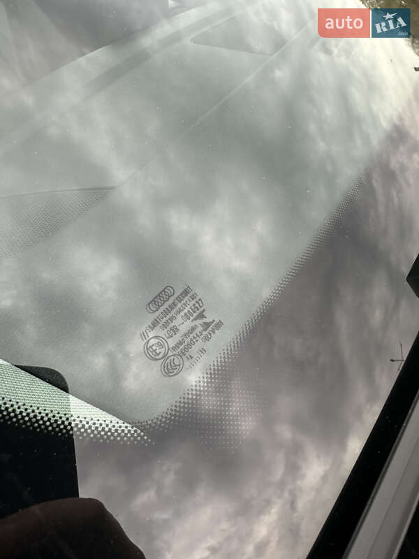 Внедорожник / Кроссовер Audi Q5 2019 в Киеве