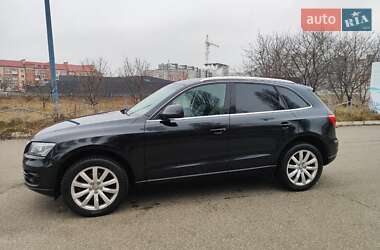 Внедорожник / Кроссовер Audi Q5 2011 в Чернигове