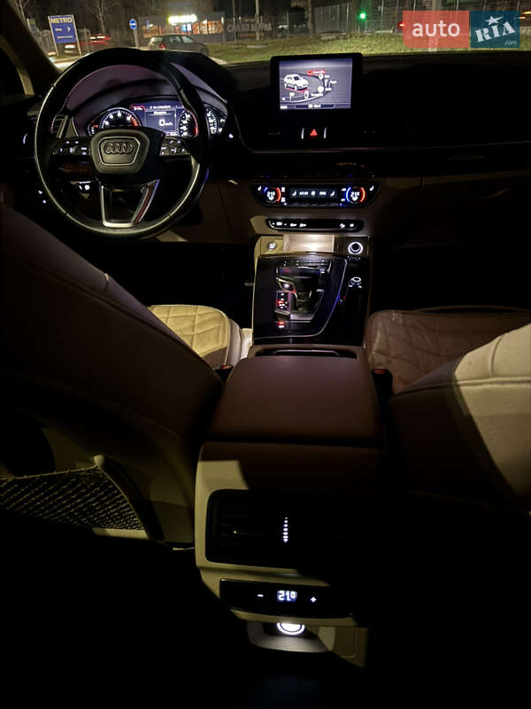 Внедорожник / Кроссовер Audi Q5 2019 в Житомире фото 27 Внедорожник / Кроссовер Audi Q5 2019 в Житомире