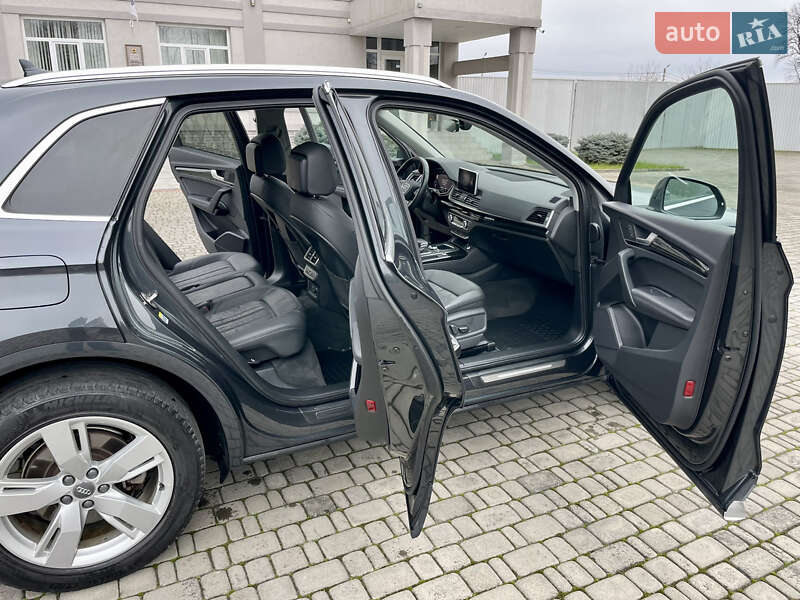 Внедорожник / Кроссовер Audi Q5 2019 в Черновцах фото 41 Внедорожник / Кроссовер Audi Q5 2019 в Черновцах