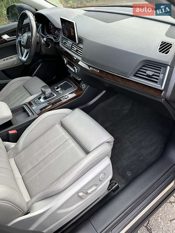 Внедорожник / Кроссовер Audi Q5 2018 в Львове фото 42 Внедорожник / Кроссовер Audi Q5 2018 в Львове