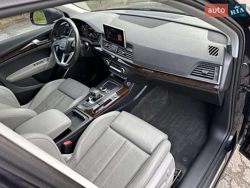 Внедорожник / Кроссовер Audi Q5 2018 в Львове фото 43 Внедорожник / Кроссовер Audi Q5 2018 в Львове