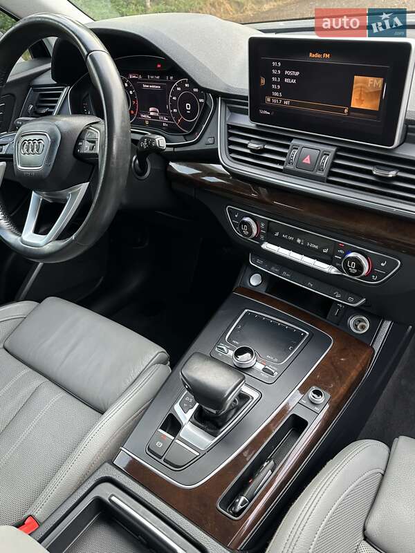 Внедорожник / Кроссовер Audi Q5 2018 в Львове фото 10 Внедорожник / Кроссовер Audi Q5 2018 в Львове