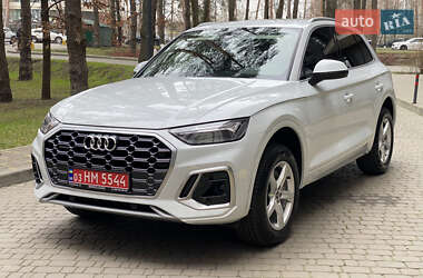 Позашляховик / Кросовер Audi Q5 2024 в Києві