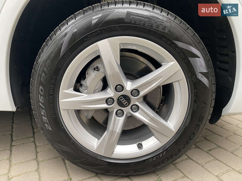 Внедорожник / Кроссовер Audi Q5 2024 в Киеве фото 13 Внедорожник / Кроссовер Audi Q5 2024 в Киеве