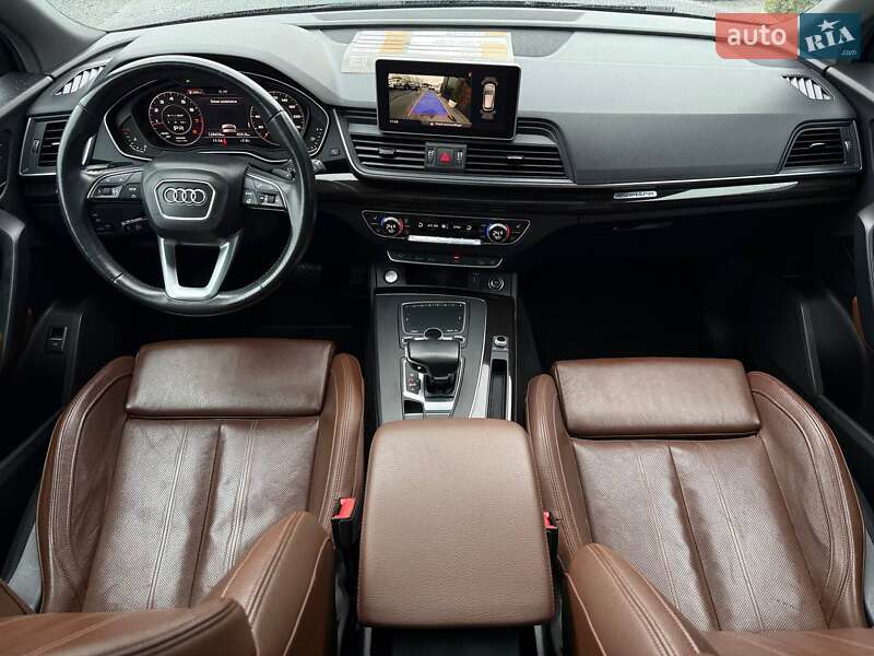 Внедорожник / Кроссовер Audi Q5 2018 в Ровно