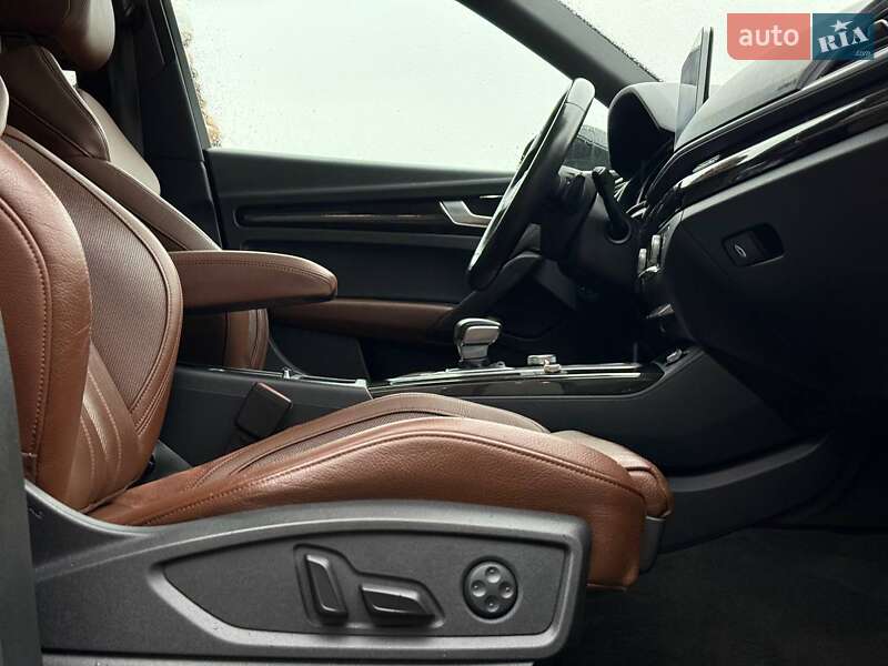 Внедорожник / Кроссовер Audi Q5 2018 в Ровно