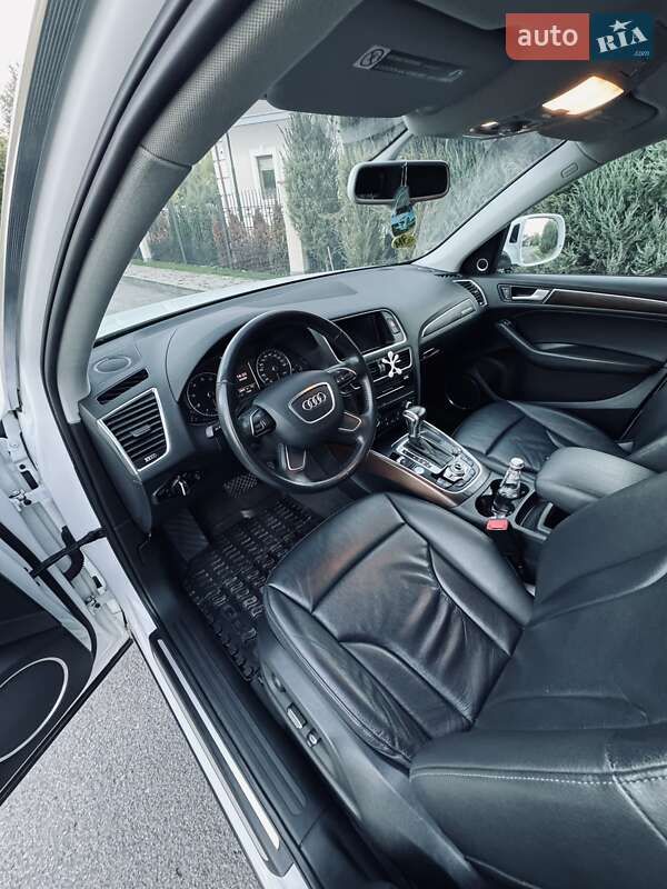 Позашляховик / Кросовер Audi Q5 2014 в Шептицькому