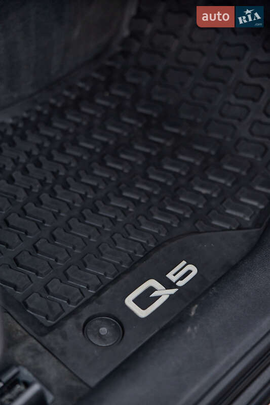 Внедорожник / Кроссовер Audi Q5 2017 в Львове фото 20 Внедорожник / Кроссовер Audi Q5 2017 в Львове