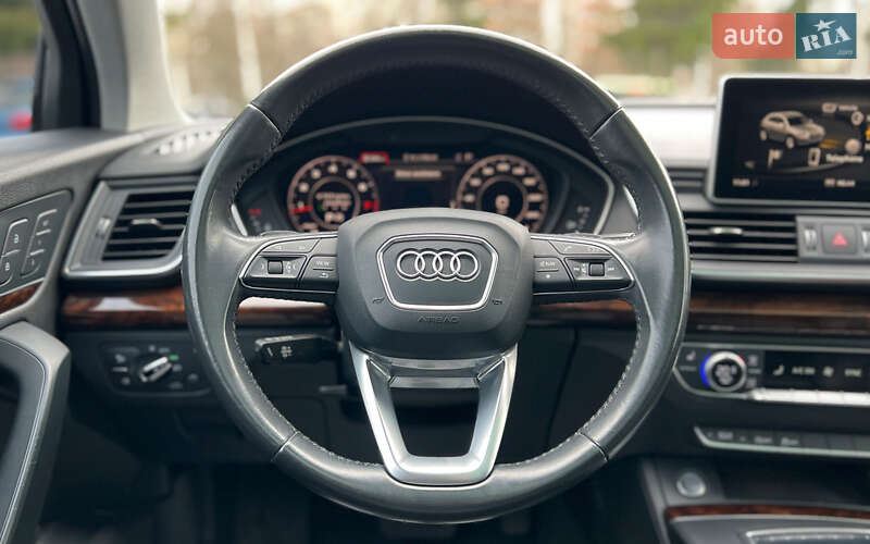 Внедорожник / Кроссовер Audi Q5 2017 в Львове