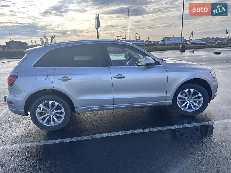 Позашляховик / Кросовер Audi Q5 2014 в Львові